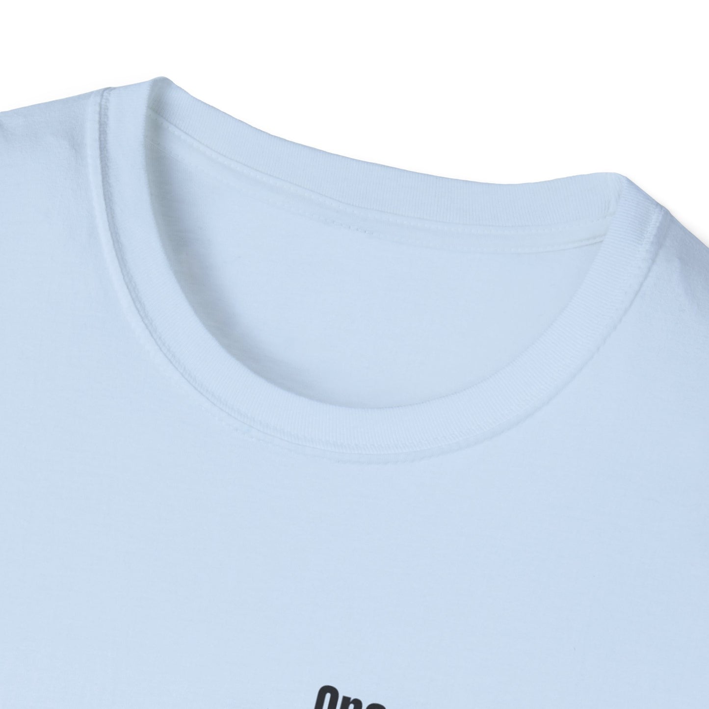 Unisex Softstyle T-Shirt with Playful Quotes, Casual Tee for Book Lovers, Funny Shirt for Readers, Ideal Gift for Friends, Comfortable [...]